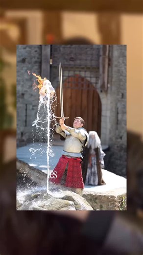 Marguerite Frison-Roche on Instagram: "François Ruffin souhaite créer un Puy du Fou « de gauche » ? #PuyduFou #FrancoisRuffin #Gauche #Culture #RomanNational"