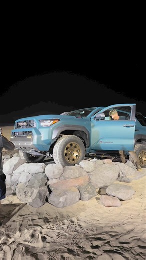 12K views · 202 reactions | Switching 2025 4Runner Trailhunter fog lights from WHITE to AMBER!!!! #4runner #toyota4runner #4runnernation #4runnerlife #4runneroffroad #4runnertrdpro #4runnerlifestyle #toyota #toyota4x4 | Toyotajeff | Facebook