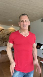 Du bist über 40 und tust noch nichts für dein wichtigstes Männerorgan? Dann lies weiter ⬇️ Mit zunehmenden Alter treten immer wieder folgende Beschwerden auf: ❌ Probleme beim Wasserlassen ❌ Erektionsstörungen ❌ Unwohlsein und Müdigkeit Die Ursache? Entsteht meist in deinem wichtigsten Männerorgan - Der Prostata. Das Problem dabei? ❌ Ab 40 geht es mit deiner Prostata so richtig bergab - wenn du sie nicht richtig unterstützt. Die Wahrheit ist: ☝️ Wir können unsere Prostata mit den Jahren effektiv 