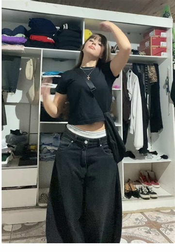 Estilo e Música: Mostrando Meu Outfit com Funk