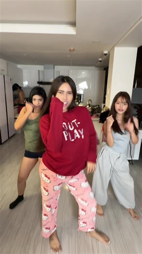 WITH MY TWO BABY @Nica @Ellaine yayy #mannixfam | trio tiktoks dances