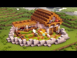 Minecraft: How to Build a Medieval Animal Barn | Tutorial🏠