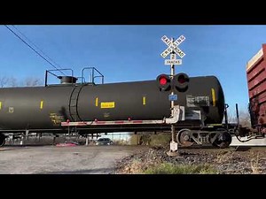 CSX 533 Leads Manifest East | Galatea Rd. Railroad Crossing, North Baltimore, OH