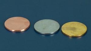 1.6M views · 6.8K reactions | Don't worry, this "counterfeiting" experiment is legal  For step-by-step instructions of this experiment go here: https://goo.gl/JD9p5d For MEL Science safe experiments subscription go here: https://goo.gl/sQLhPT | MEL Science | Facebook