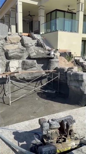 Massive Rock Pool Under Construction!