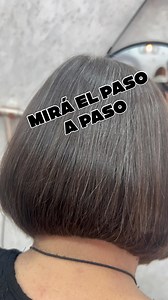 ¡Transformación en proceso! 💇‍♀️ De largo a un bob elegante y fresco. ¡Hola a todos! ¿Listos para una transformación increíble? Hoy les compartimos el paso a paso de cómo logramos este hermoso corte bob, perfecto para un cambio de look radical. ✨ Paso 1: Preparación y sección. Comenzamos lavando y secando el cabello, y luego lo seccionamos en cuatro partes para tener un mejor control. Usamos pinzas para asegurar cada sección, ¡esto es clave para la precisión! Paso 2: La guía de corte. Creamos u