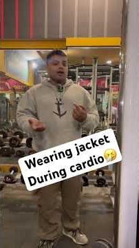 Secret of Wearing a Jacket During Cardio 🔥 | Lose Fat Faster? 🧥🏃‍♂️ #fatloss #bodytransformation