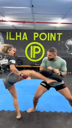 Shoulder Pain Muay Thai? Here's Exactly What's Wrong