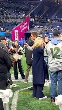 Chris Pratt at Seahawks game on Dec. 18