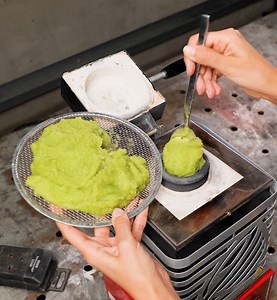 The Coolest Eco Leather You’ll Ever See | 5-Minute Recycle