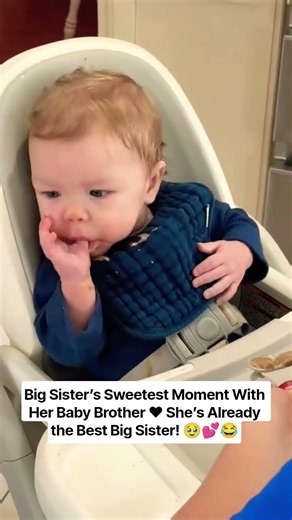 Big Sister’s Sweetest Moment With Her Baby Brother ❤️She’s Already the Best Big Sister! 🥹💕