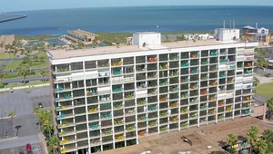 As a huge THANK YOU to all the essential workers during this pandemic, Isla Grand Beach Resort is having a special on room nights. Cabanas are $59/night and Condos are $149/night. ⛱🏝☀️ This deal is valid Sunday - Thursday until June 30th. You can book now by phone or on their website. bit.ly/2YYHHRW | Visit South Padre Island