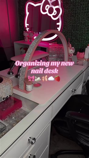 Organize my nail desk with me pt.1 #naildesktour #naildesk #organizingmynailstuff #nailhaul #lanailtech #fyp #explore