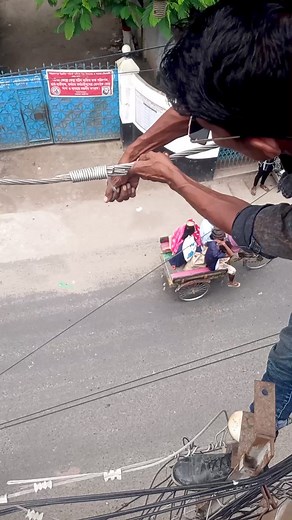 1M views · 7K reactions | Electric job on pole #electrician #electricjob #electricity | Lineman24.com | Facebook