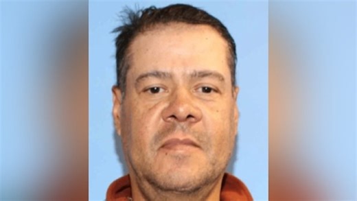 Suspect identified, at large in fatal stabbing of Seattle bus driver