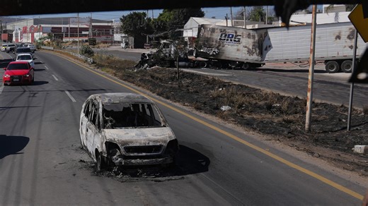 Over 70 people killed in attempt to capture Mexican cartel leader and violent aftermath