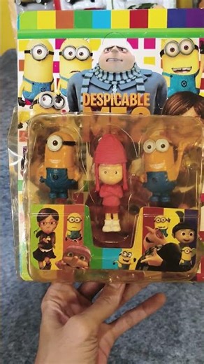 Edith & Minions 😍🍌 – Yellow Mischief Moments ‪@RenataVerse‬
