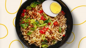 How to fancy-up instant noodles with just a few ingredients