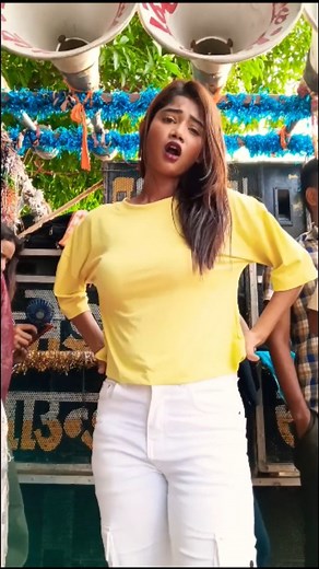 1M ㅤ 🗨️50Kㅤ ⎙20Kㅤ ⌲10k #108 ⚜️🦅what 4#trending #System...#Long awaited msg.wanted to thank you from bottom of my heart for my wonderful makeup u did for my wedding day..it was so natural..subtle..perfectly synced withlehenga..skin... It was just perfect!! For the engagement as well.. everything just fall in place...the hair.. makeup..want to thank your entire team for making me so beautiful that I only couldn't get off me👊👈 #trendingreels #viralreels #video #viral | Enjoy bhojpuri