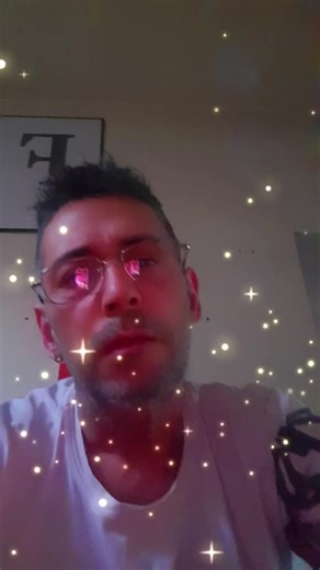 Vidéos de Frederic Lefever (@fredericlefever) avec son original - Laurent3376💚🤍