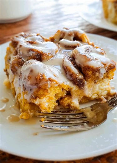 Pumpkin Cinnamon Roll Bake Ingredients: 2 cans refrigerated cinnamon roll dough (with icing included) 3 large eggs 3/4 cup pumpkin puree (not pumpkin pie filling) | Flavor Home Recipes