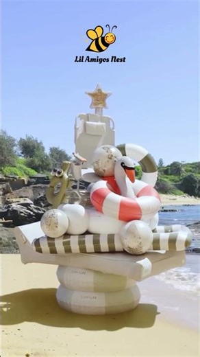 Let the little ones enjoy the water in style this summer 🌊💛