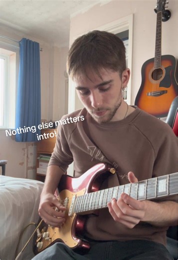 Expert Intro to 'Nothing Else Matters' on Guitar
