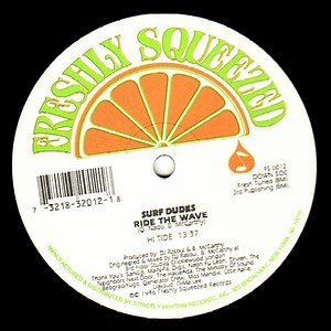 Surf Dudes - Ride The Wave