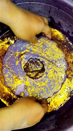 6.7M views · 10K reactions | Donut  Gym Chalk Water Crumble #asmr_satisfyby_paro #gymchalk #asmr #asmrsounds #asmrvideo #asmrcommunity #gymchalkasmr #watercrumble | Asmr_satisfyby_Paro | Facebook