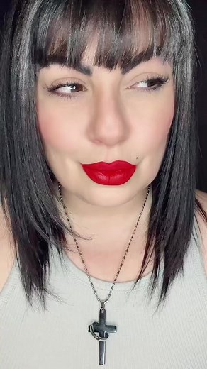 843K views · 2.5K reactions | Easy eyeliner hack for beginners. #eyeliner #eyelinerhacks #makeuphacks #makeuphacker #makeup | Lady Venom Cosmetics | Facebook