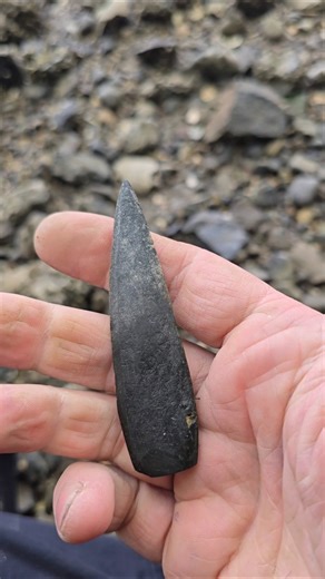 Beachcomber Finds 4,000 Year Old Spear