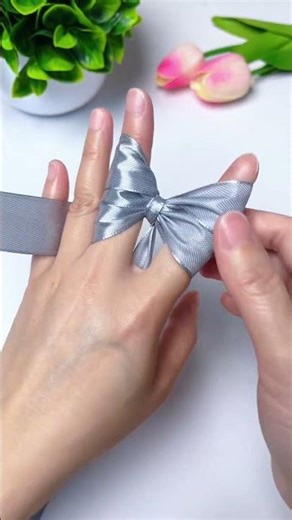 How to Tie a Perfect Bow with Your Finger in Seconds 🎀 | Satisfying Trick#shorts