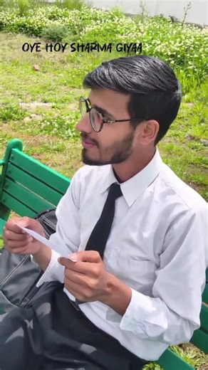 Smile If you have Crush 🥰|| College life|| #college #studentlife #crushingtime #viralshorts