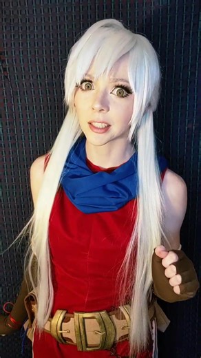 Micaiah Debut: Stunning Fire Emblem Cosplay Showcase