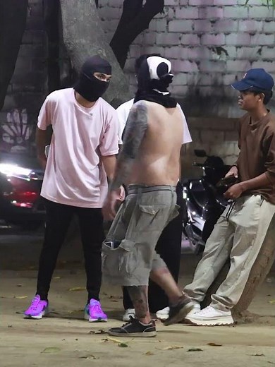 Delivery Parcel Prank (Prank) #unexpectedbutplanned #funny #funnymemes