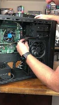 StarTech Hot Swap 5.25 to 3.5 HDD Bay Expansion Cage - PCTH Tech Tips #shorts