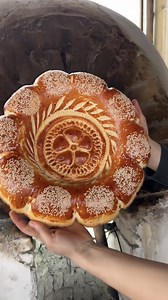 Is this the most beautiful bread in the world? 🍞🤷🏽‍♂️ With @bread5426 | Foodporn Eats
