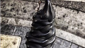 I scream, you scream Debunk screams for coconut charcoal ice cream! Swipe through to learn more! 🍦🍦🍦 Summer may be coming to an end... but nothing goes better with fall than this trendy ice cream treat! Coconut charcoal ice cream is made of activated charcoal… and activated charcoal comes from the hydrocarbons in Alberta's backyard! Activated charcoal ice cream is the cherry on top of reasons Canadians NEED to get Canada's most valuable resource to international markets! ________________ #yyc