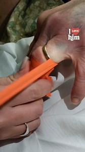 This technique to remove a ring from a swollen finger is like magic 😲 | ILoveHim