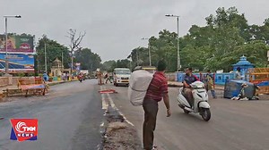 666K views · 10K reactions | - SSG હોસ્પિટલથી કાલાઘોડા જતો માર્ગ થયો શરૂ, કાલાઘોડાથી મનુભાઈ ટાવર સુધી જઈ શકાય છે પરંતુ આગળ પાણી હોવાથી માર્ગ બંધ છે. - સ્ટેશન ગરનાળાનું પાણી હજુ ઉતર્યું નથી | Tnn News Gujarati | Facebook