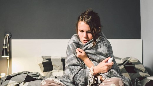 Pourquoi frissonnons-nous même lorsqu’il ne fait pas froid ? On vous répond