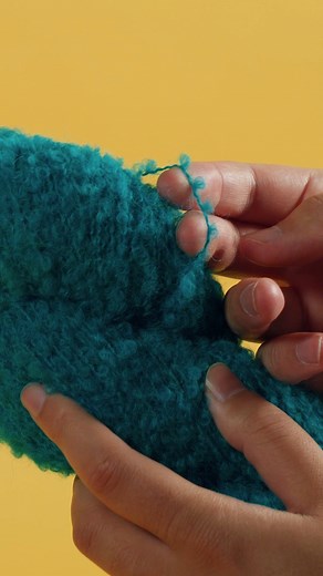 Delicate loops of Merino and alpaca are spun around a nylon and Merino core to create a decadently light, textured yarn that’s irresistible to touch 🐑 Bubbly Bouclé is for the fluffy yarn lovers of the world and those who want to bouc-slay! Featured here is the Darla Cardigan by our very own Andi Satterlund 🤩 https://bit.ly/47uw6dA | Knit Picks