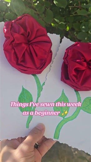 Easy sewing project for beginners. ✨️🪡 #diyheatlesscurler #scrunchies #satinscrunchies #handmade
