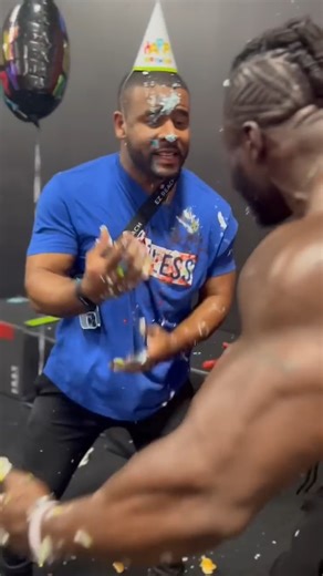 362K views · 8.5K reactions | Don’t ever bring a birthday cake to the gym #shorts #protien #fitness #ebonyfitweekend | NDOChamp | Facebook