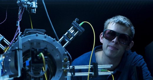 Atomic tractor beam traps atoms for quantum memory