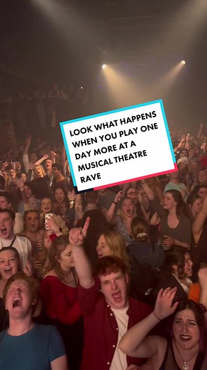 Look what happens when you play ONE DAY MORE Les Miserable at a Musical Theatre 😱😱😱 #MusicalTheatreRaves #LesMiserables #WestEnd #Broadway #MusicalTheatre #ForYou #FYP #FY #ForYouPage #Viral #Trend #OneDayMore