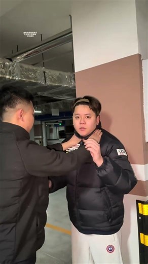 Escape Hand Stranglehold in Seconds: Ultimate Self-Defense Tips MaHu SelfDefense