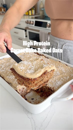 296K views · 3.9K reactions | High Protein Carrot Cake Baked Oats 凌  https://thatveganbabe.com/carrot-cake-baked-oatmeal/ | That Vegan Babe | Facebook