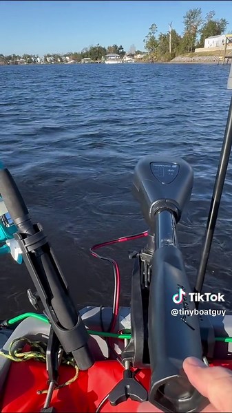 Newport Trolling Motor 46lb Top Speed Test on My Mini Boat #newportvessel #tinyboatnation #tinyboatsoftiktok #miniboat #pondprowler #boating #jonboat