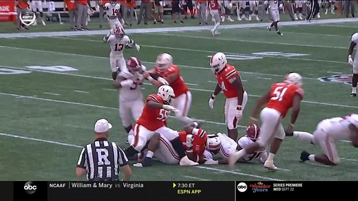 Alabama's defense causes timely turnover